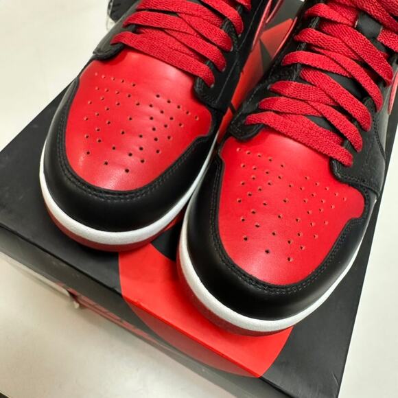 NIB NWT Nike Air Jordan 1 1.5 High The Return Bred Basketball Sneaker Men\'s 9.5 main image 8